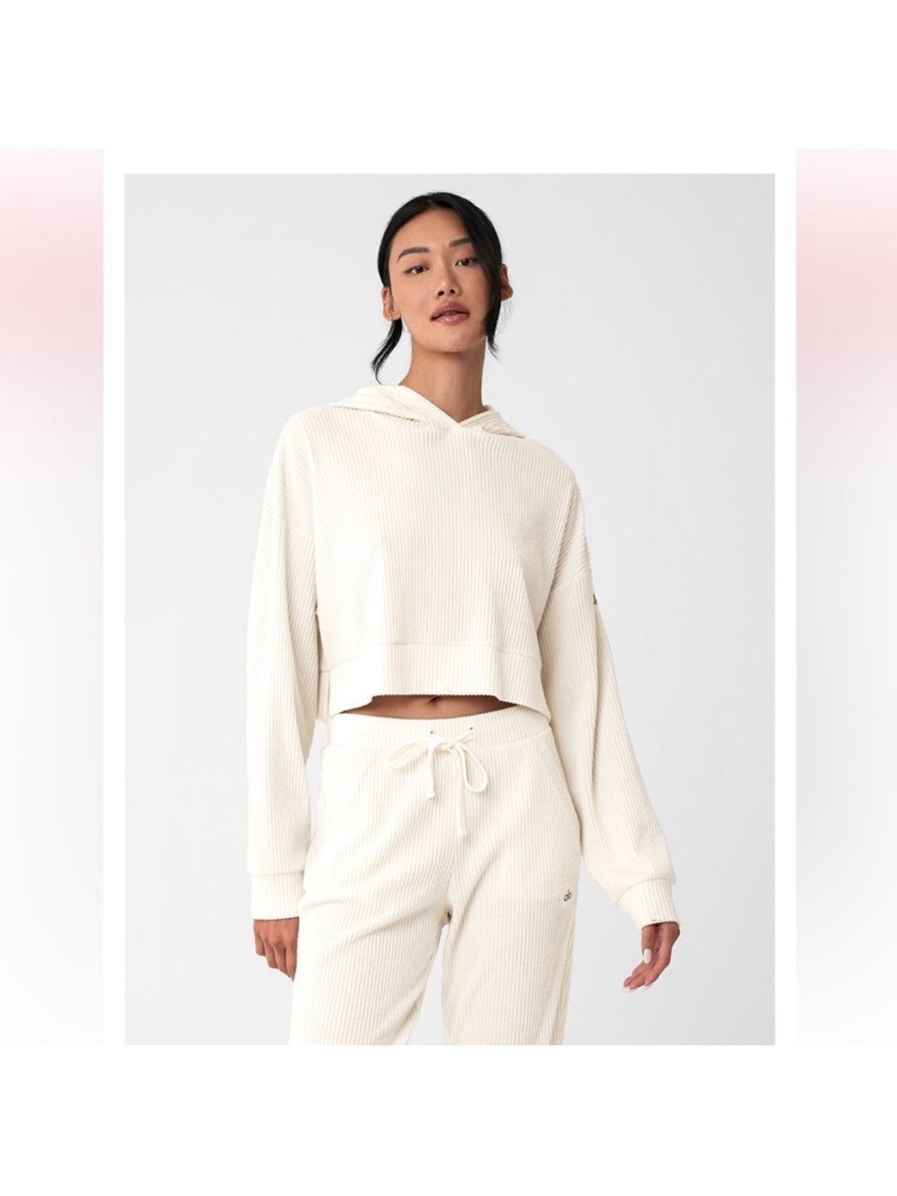 NWT Alo Muse Hoodie in Ivory Size Small